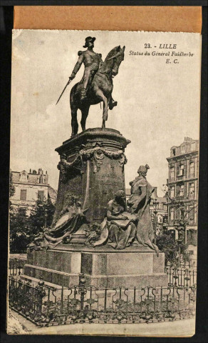 Lille. - Statue du Général Faidherbe.