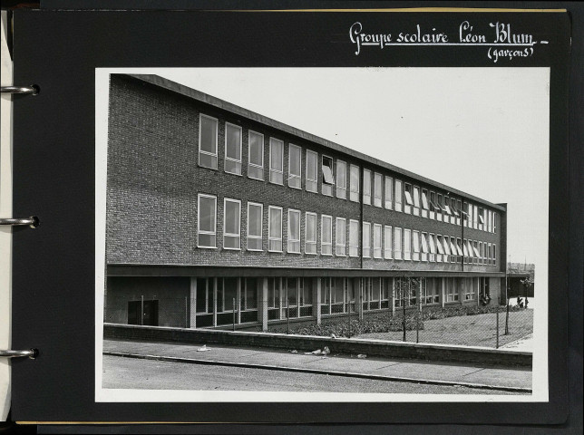 Groupe Léon Blum (écoles Jules Ferry, Madame de Sévigné, Charles Perrault), rue Léon Tolstoï