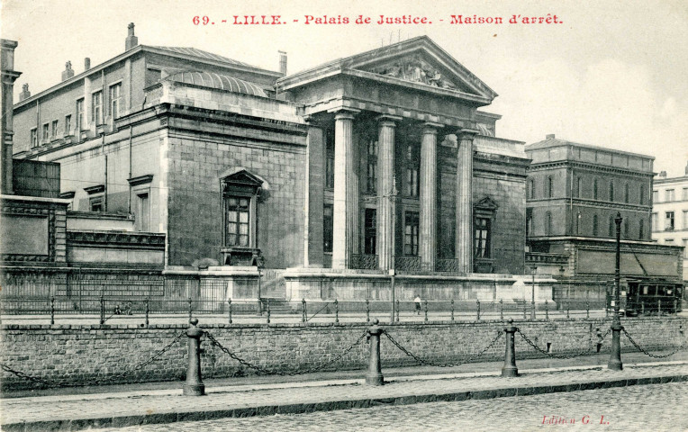 Lille. - Palais de justice.