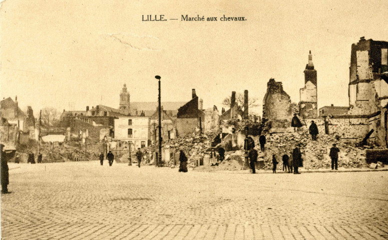 Lille. - Place du Vieux-Marché-aux-Chevaux.