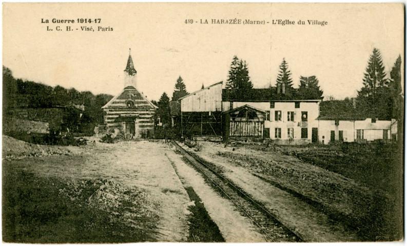 La Harazée (Marne). - L'église du village