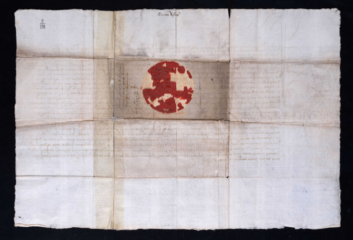 Lettres closes de Frédéric III, empereur, à l'échevinage de Lille lui annonçant la mort de Charles le Téméraire et l'avènement de Marie, duchesse de Bourgogne et de Maximilien, son mari (août 1477).