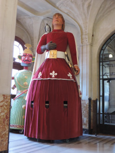 Photographie du géant Lydéric dans l'Hôtel de Ville. Ville de Lille
