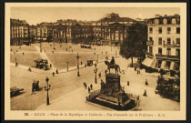 Lille. - Place de la République.