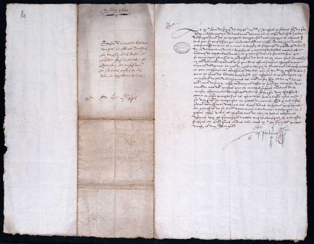 Sentences criminelles pour trahison contre Adrien Le Plat, né à Bondues, domicilié à Lille, faubourg de Courtrai, et contre Michel Lefebvre, teinturier, porte-enseigne d'une compagnie bourgeoise (9 juin 1581).