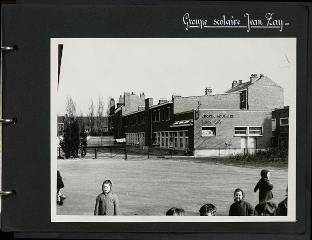 Groupe Jean Zay (écoles Alfred Rousseau, Madame de Brunschwicg, Maurice Bouchor), rue Hippolyte Lefebvre