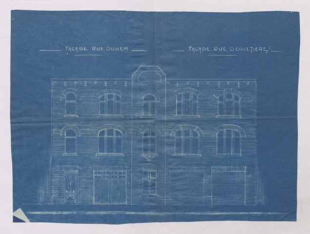 Rue d'Ennetières, angle 39 rue Duhem.