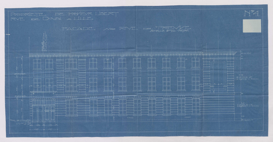 96 rue de Douai, angle rue de Trévise.