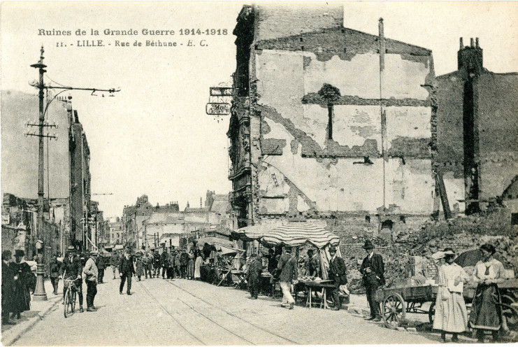 Ruines de la Grande Guerre, Rue de Ruines de la Grande Guerre, Rue de Béthune.  Archives municipales de Lille - 7Fi/657Béthune.  Archives municipales de Lille - 7Fi657