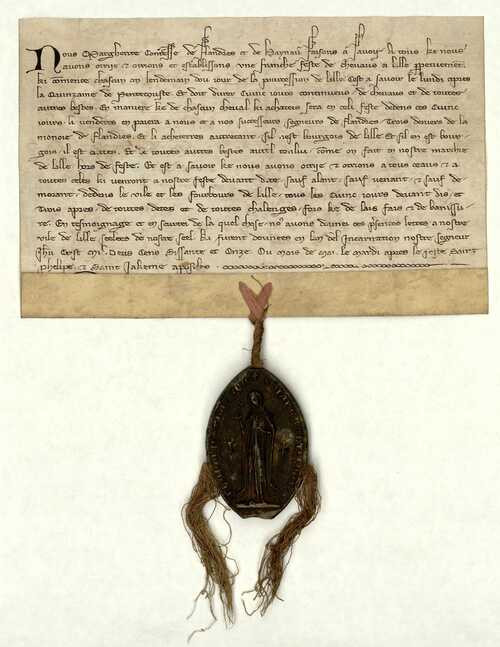 Lettres patentes de Marguerite de Flandre instituant une franche "feste" de chevaux à Lille le lendemain de la procession - Archives municipales de Lille - PAT80/1459