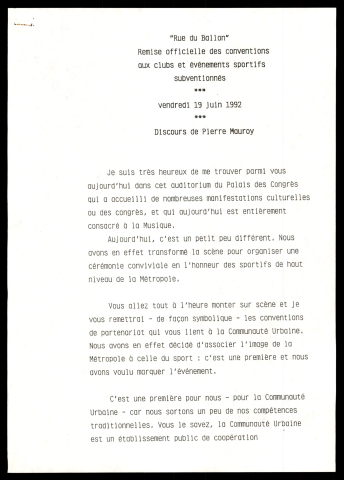 Remise officielle des conventions aux clubs et événements sportifs subventionnés. (Lille)