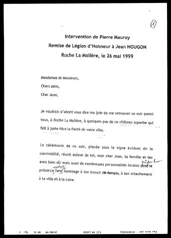 Remise de la légion d'honneur à Jean Hougon. (Roche la Molière)