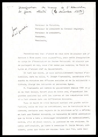 Visite de M. Franceschi à l'occasion de l'inauguration des locaux de l'association des jeunes retraités. (Lille)