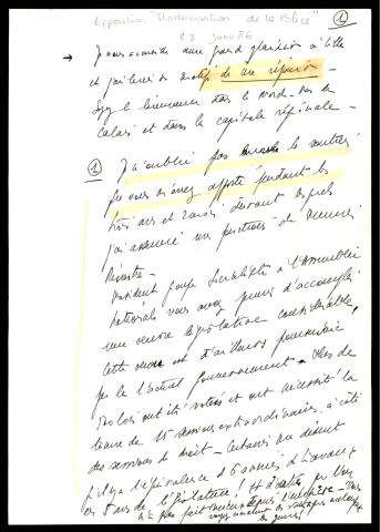 Visite de M. Joxe à l'exposition sur la modernisation de la police. (Lille)