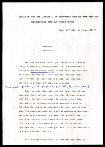 Remise du prix maxi livres A la découverte d'un écrivain étudiant. (Lille)